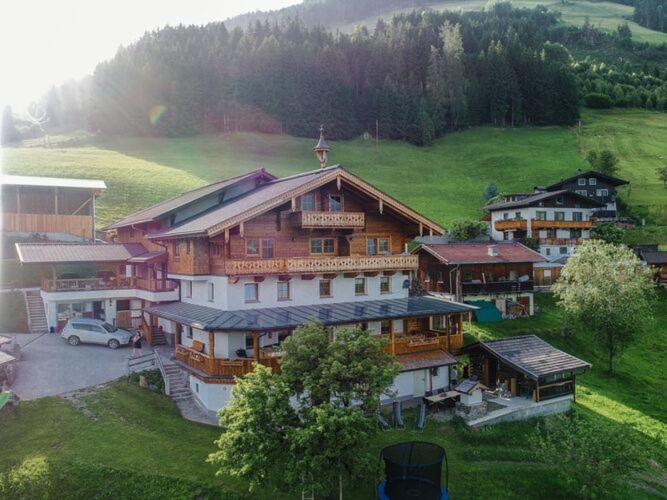 Holiday flat Käferhof, Bramberg am Wildkogel Dorf  Eksteriør billede