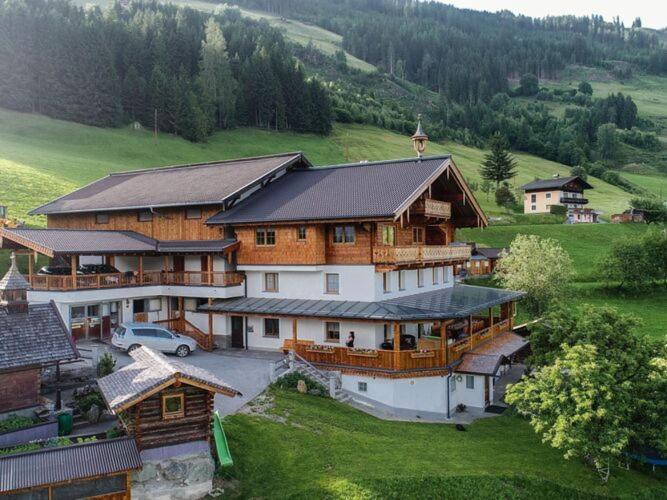 Holiday flat Käferhof, Bramberg am Wildkogel Dorf  Eksteriør billede
